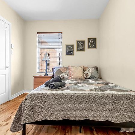 Beautiful 3-Bedrooms In Heart Of Plateau Mont-Royal Монреаль Экстерьер фото